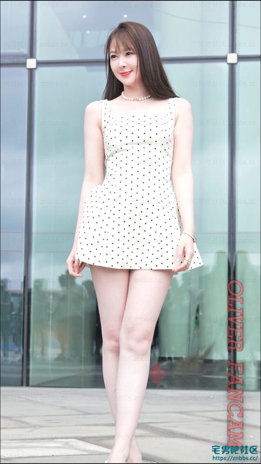 ���ڳ�ģ��Ƶ ��չ�ֳ�4K�汾 (3).jpg